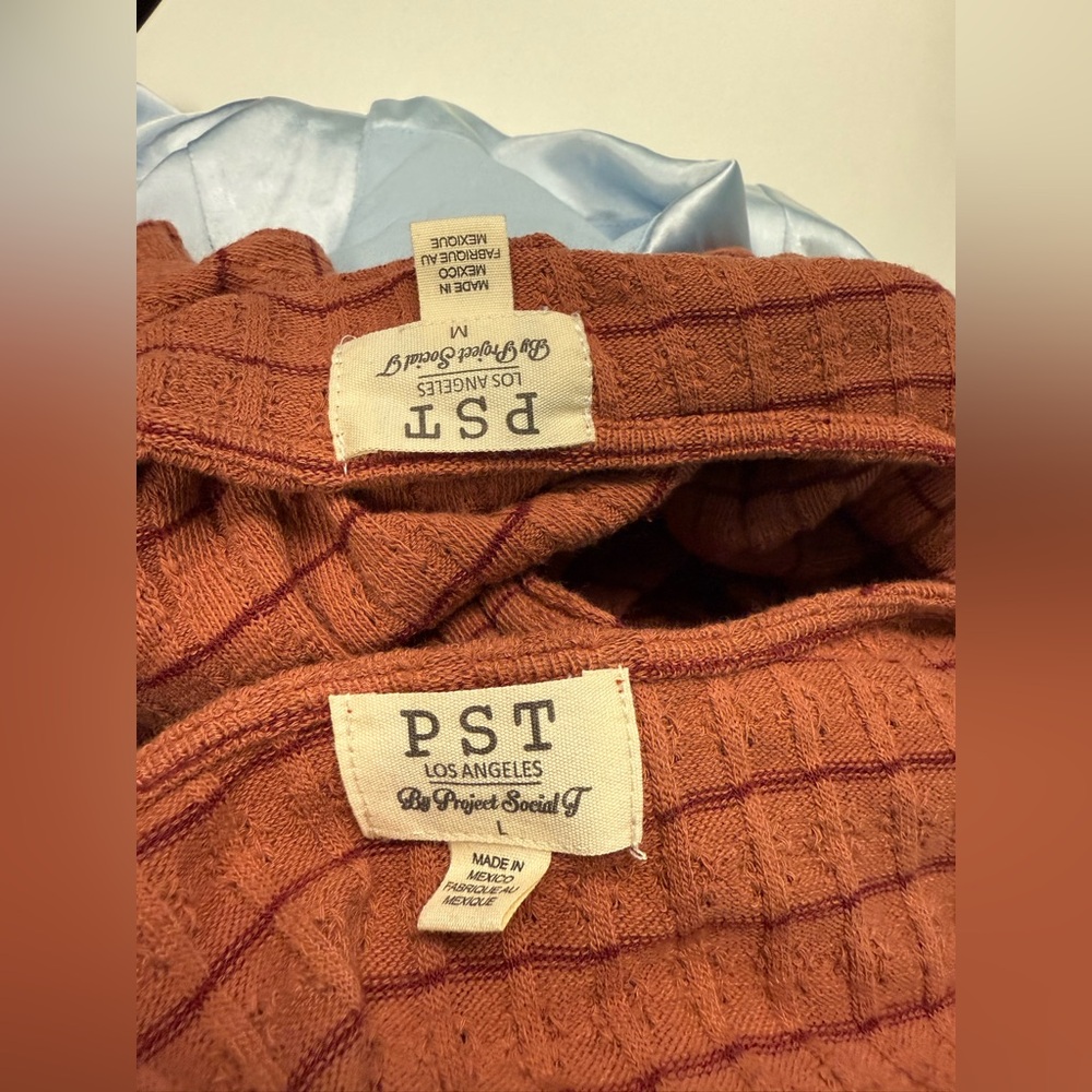 New Project Social T PST Kimora Women's Medium Color Antique Cooper Burgundy - Picture 5 of 5